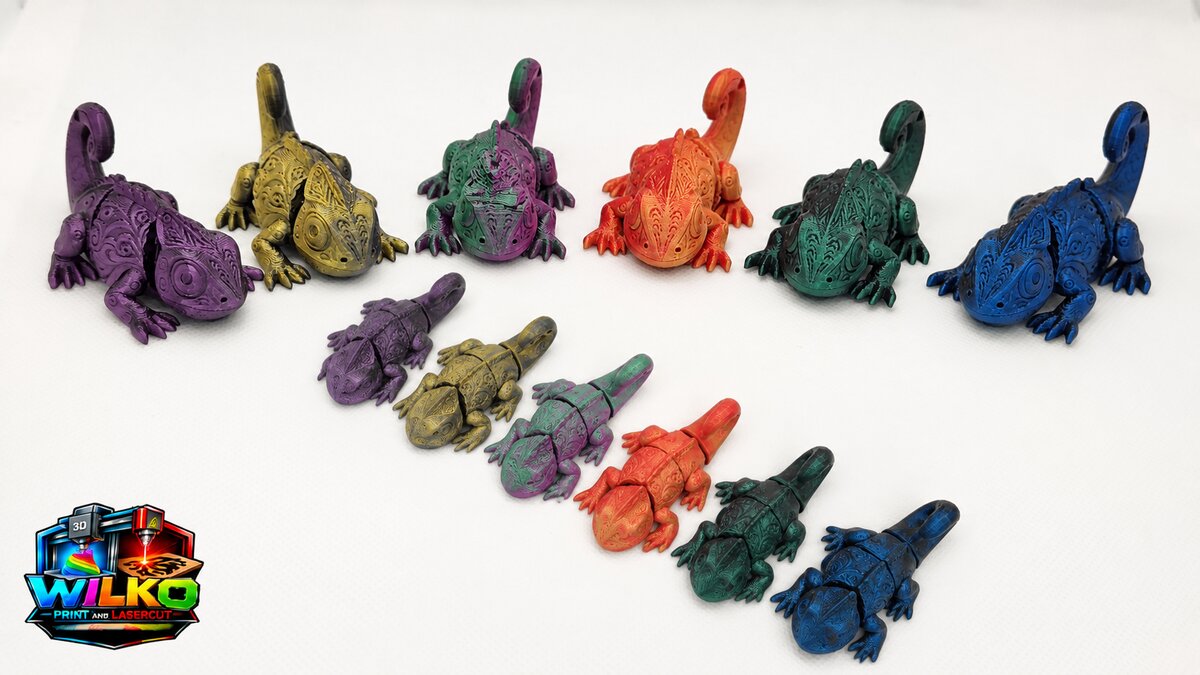 Articulated 3D printed chameleons in six colours and two sizes